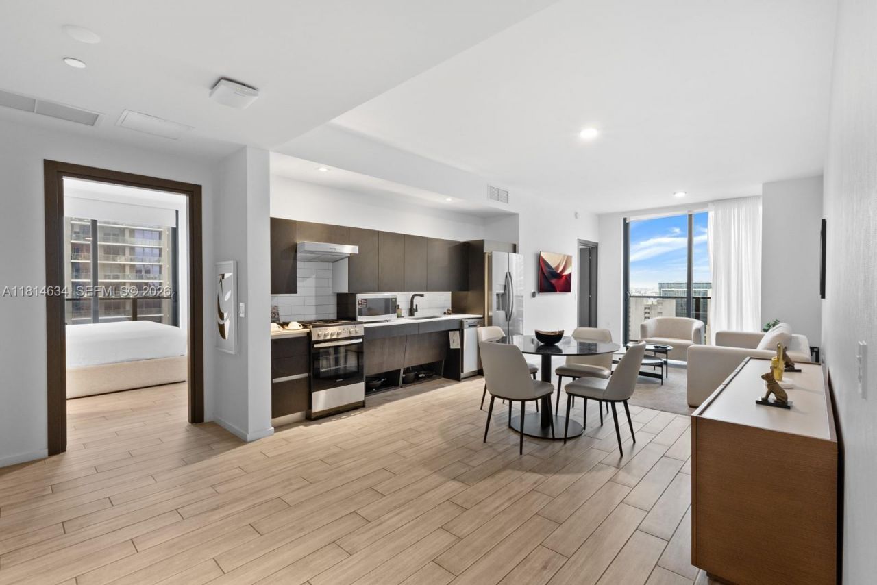 398 NE 5th St, Unit 1518, Miami, FL 33132 Photo