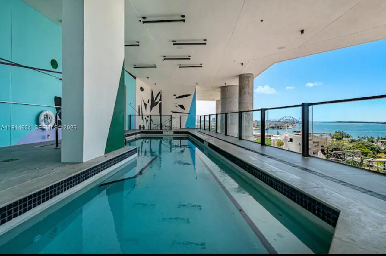 398 NE 5th St, Unit 1518, Miami, FL 33132 Photo