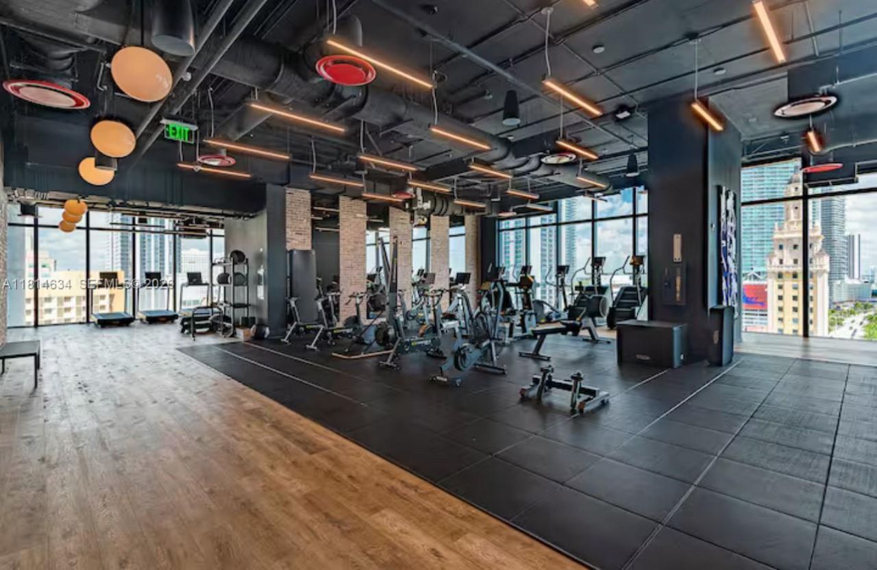 398 NE 5th St, Unit 1518, Miami, FL 33132 Photo