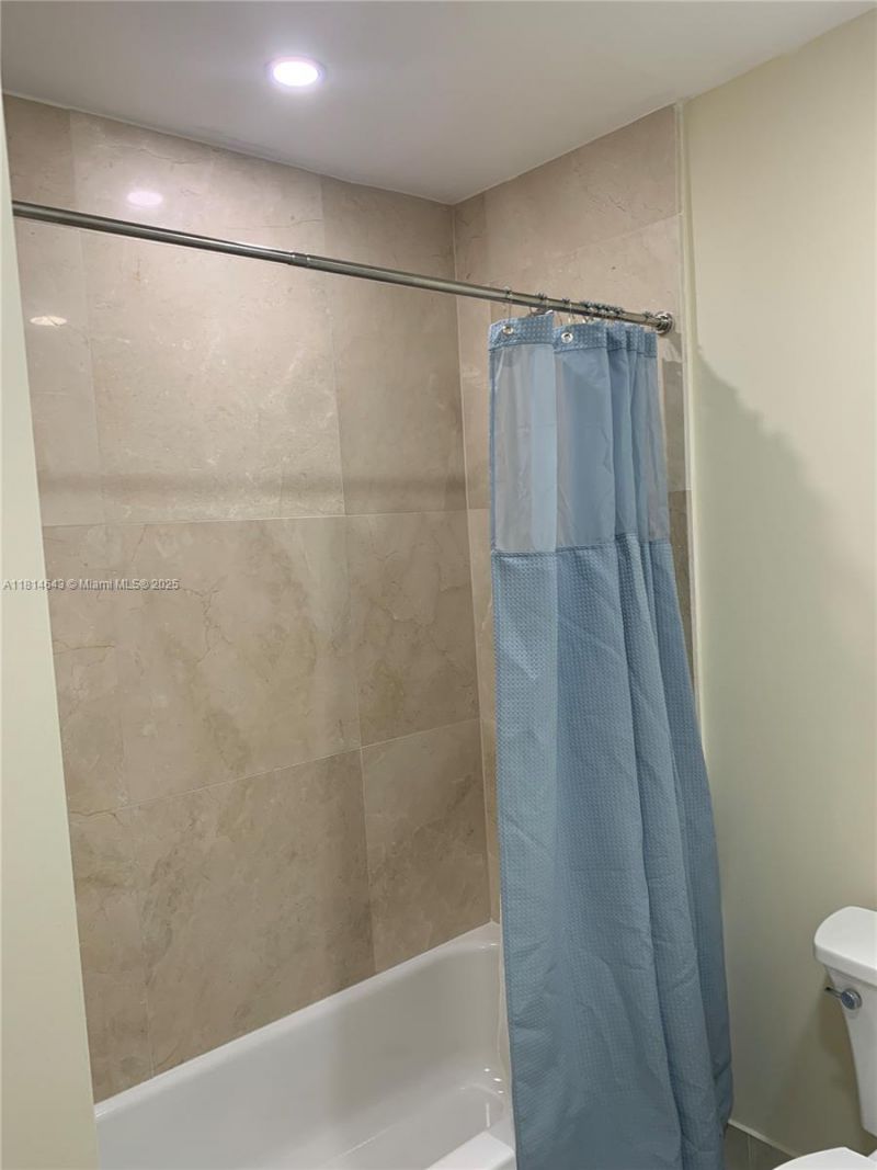 3235 SW 58th Ct, Miami, FL 33155 Photo