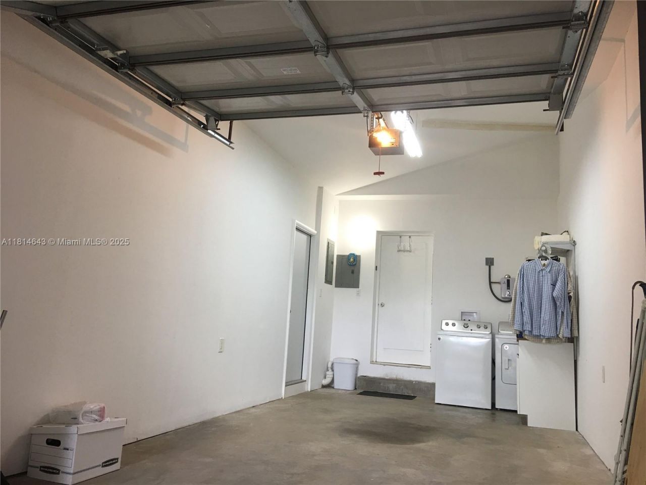 3235 SW 58th Ct, Miami, FL 33155 Photo