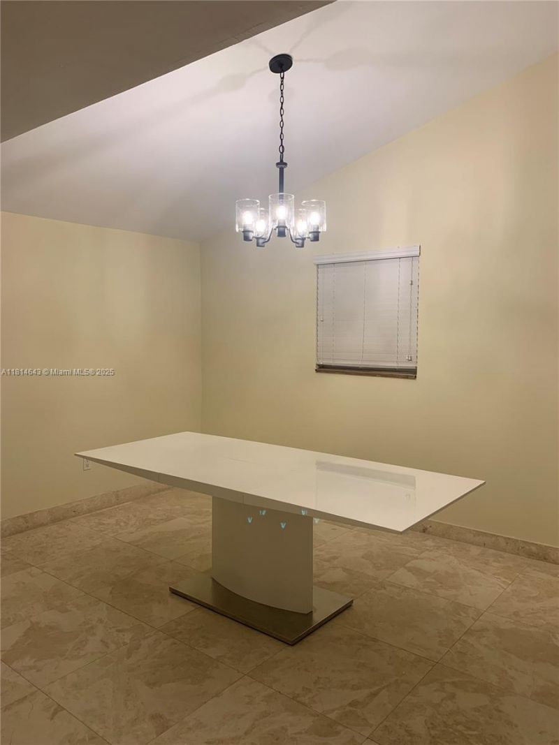 3235 SW 58th Ct, Miami, FL 33155 Photo