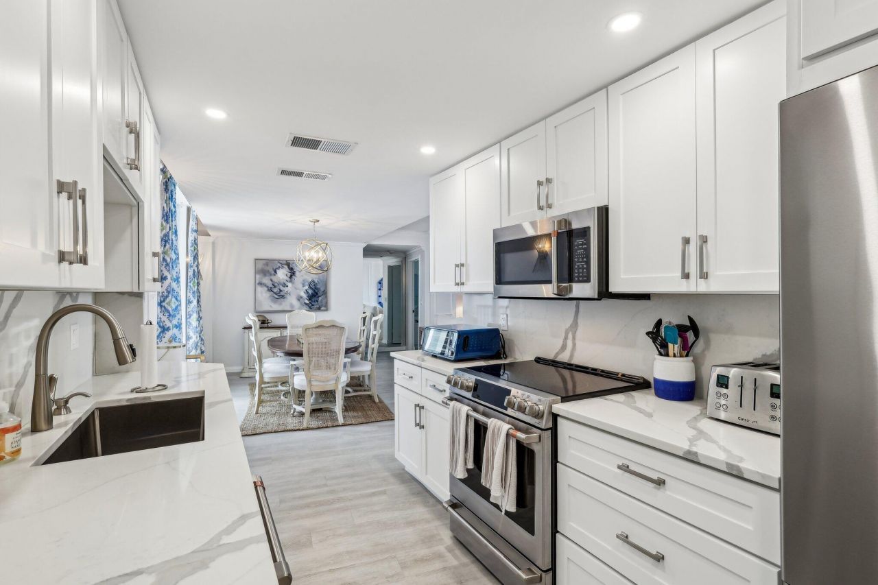 5400 N Ocean Drive E, Unit Pha, Singer Island, FL 33404 Photo