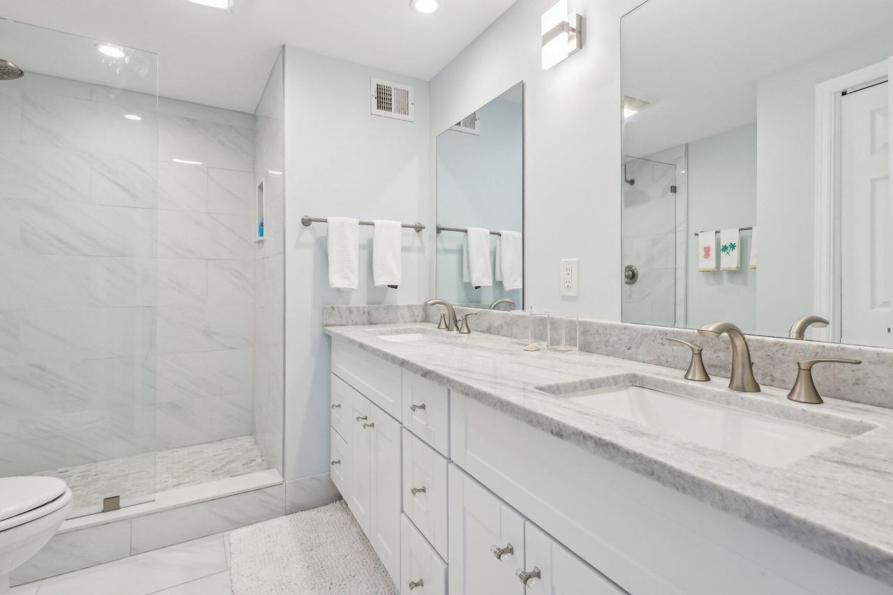 5400 N Ocean Drive E, Unit Pha, Singer Island, FL 33404 Photo