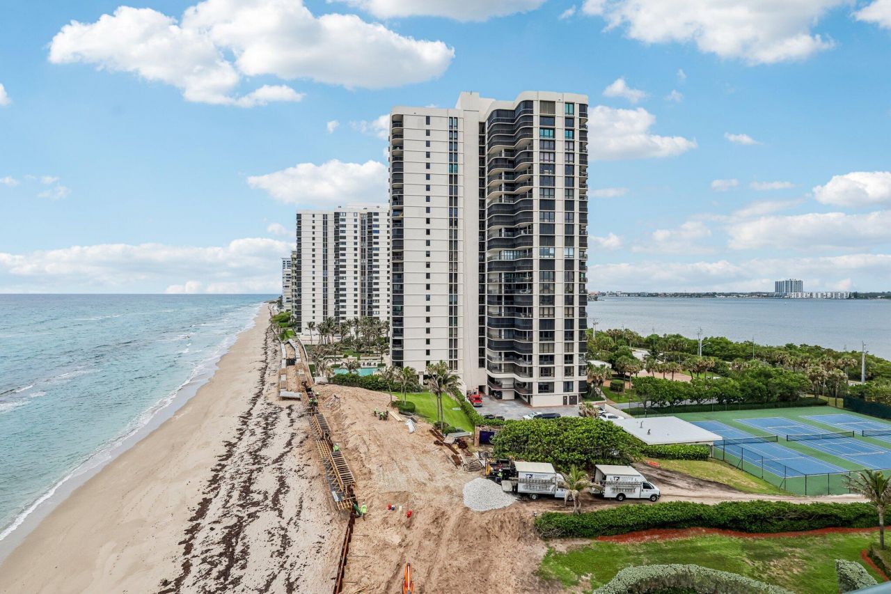 5400 N Ocean Drive E, Unit Pha, Singer Island, FL 33404 Photo