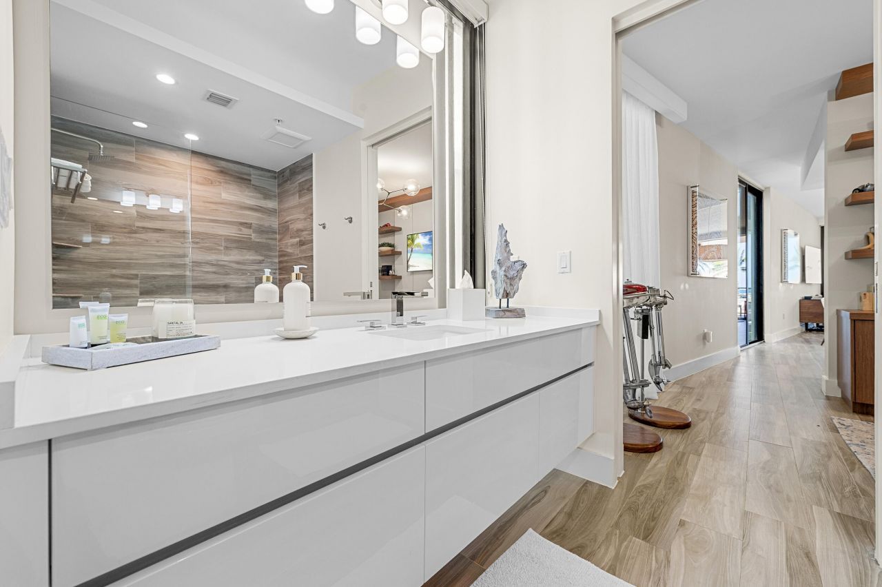 106 Inlet Way, Unit 103, Singer Island, FL 33404 Photo