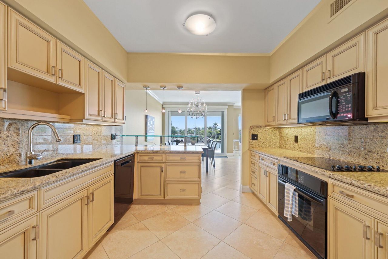 100 Macfarlane Drive, Unit 3d, Delray Beach, FL 33483 Photo