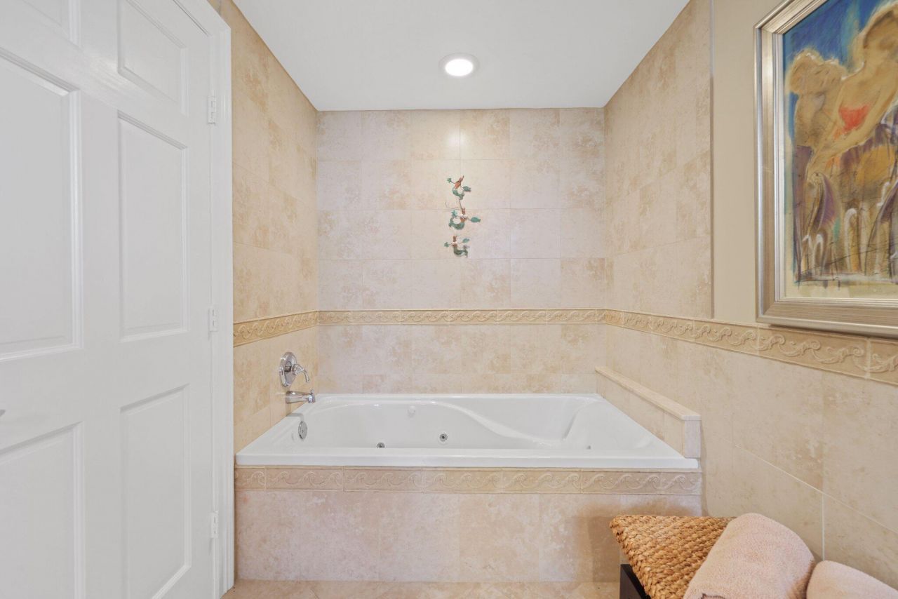 100 Macfarlane Drive, Unit 3d, Delray Beach, FL 33483 Photo