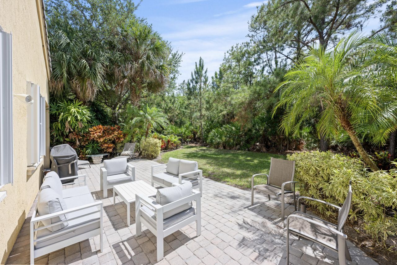 1043 Vintner Boulevard, Palm Beach Gardens, FL 33410 Photo