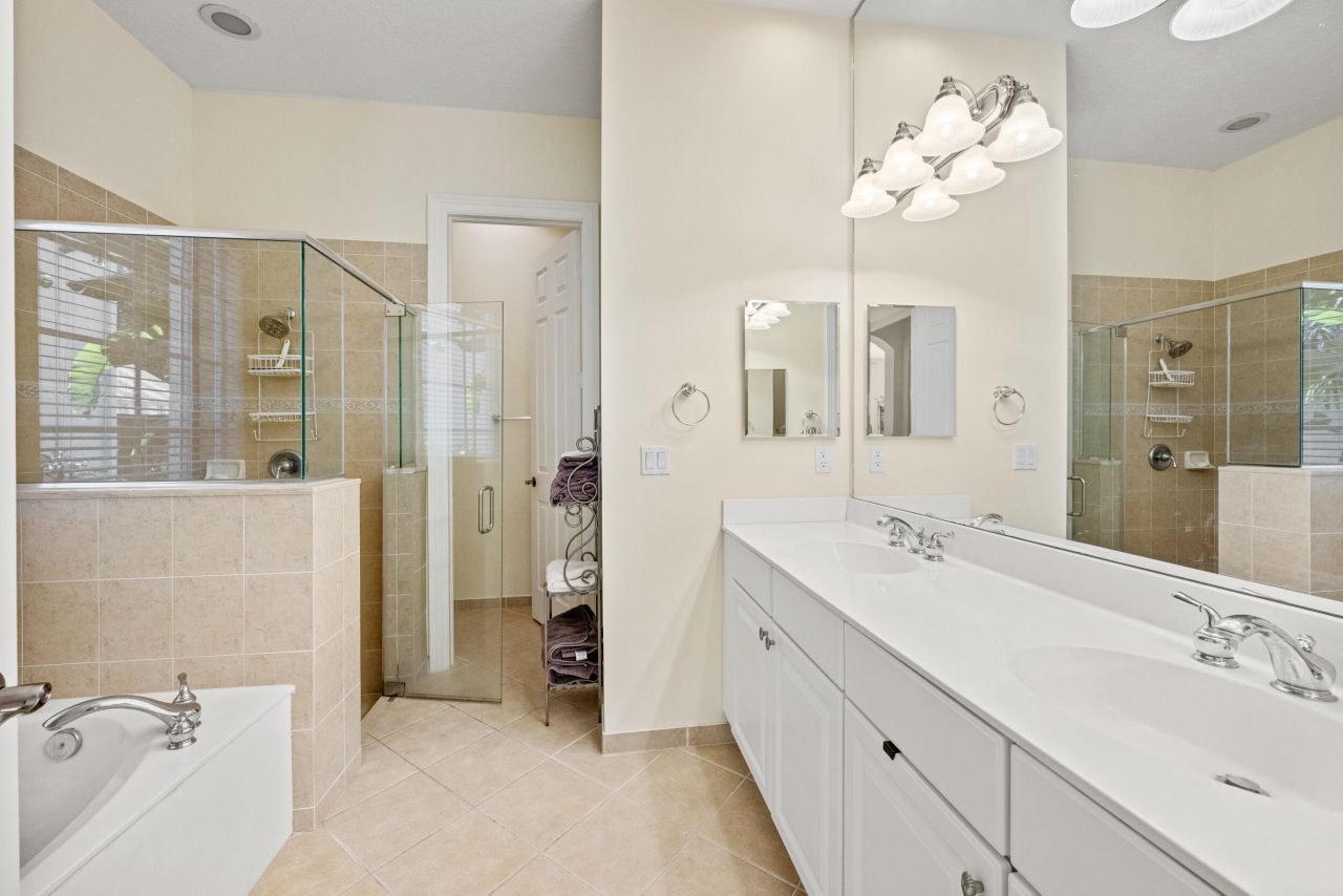 1043 Vintner Boulevard, Palm Beach Gardens, FL 33410 Photo