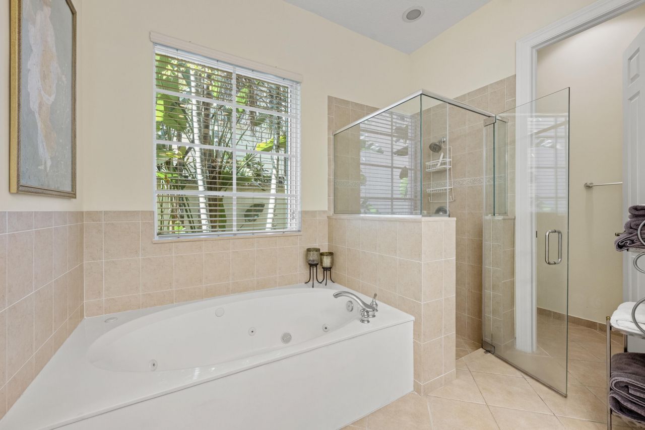 1043 Vintner Boulevard, Palm Beach Gardens, FL 33410 Photo