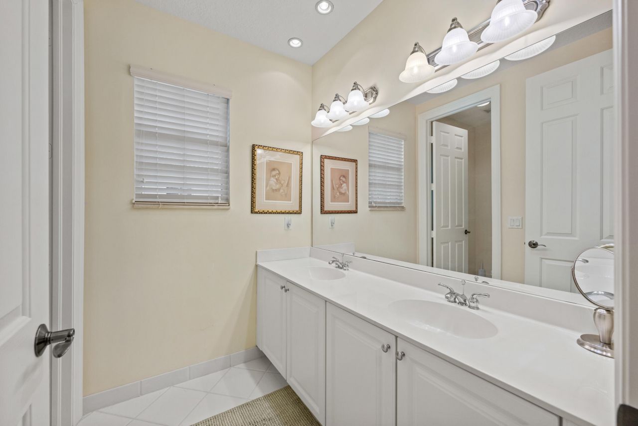 1043 Vintner Boulevard, Palm Beach Gardens, FL 33410 Photo