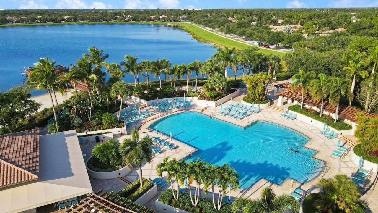 1043 Vintner Boulevard, Palm Beach Gardens, FL 33410 Photo