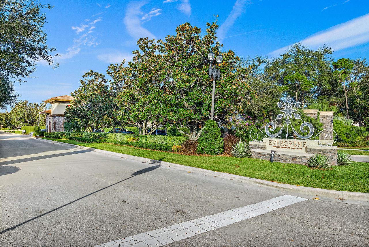 1043 Vintner Boulevard, Palm Beach Gardens, FL 33410 Photo