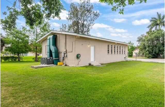 224 NW G Avenue, Belle Glade, FL 33430 Photo