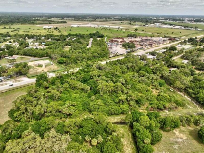 2357 NW 32 Drive, Okeechobee, FL 34972 Photo