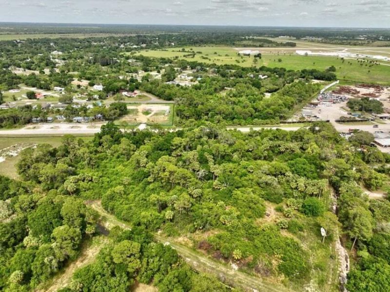 2357 NW 32 Drive, Okeechobee, FL 34972 Photo