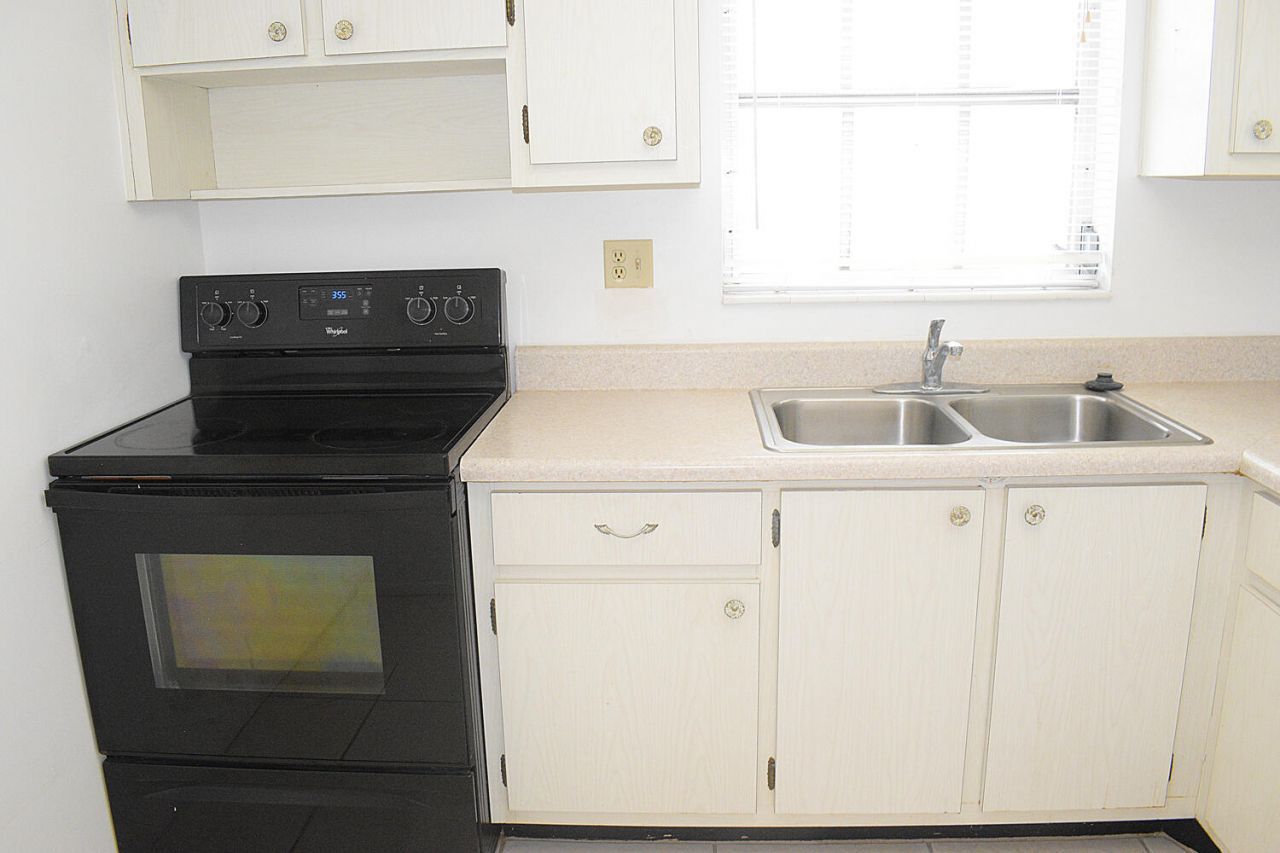 2930 Crosley Drive E, Unit G, West Palm Beach, FL 33415 Photo