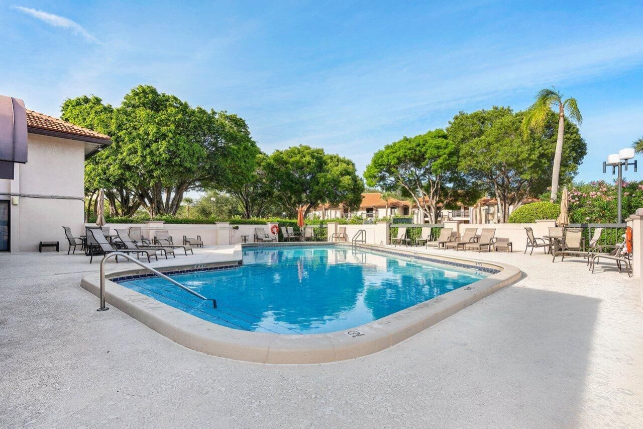 5200 E Club Circle, Unit 106, Boca Raton, FL 33487 Photo