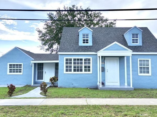 307 4th Street, Lake Park, FL 33403