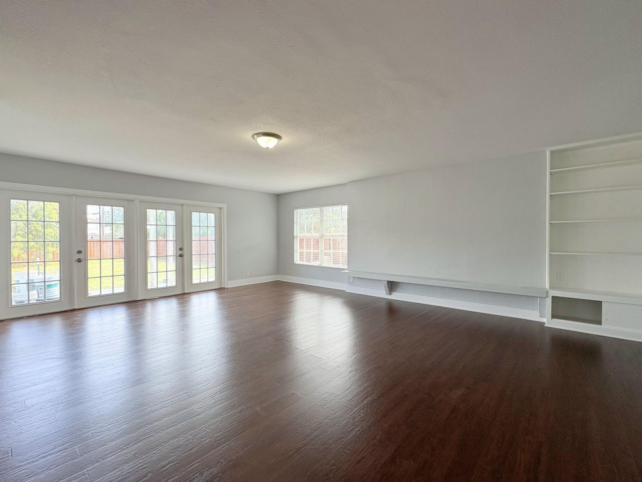 307 4th Street, Lake Park, FL 33403 Photo