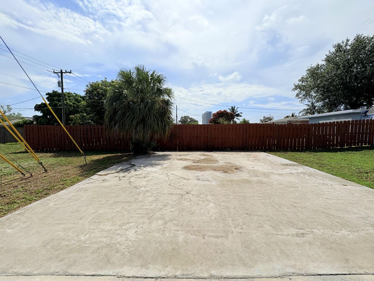 307 4th Street, Lake Park, FL 33403 Photo
