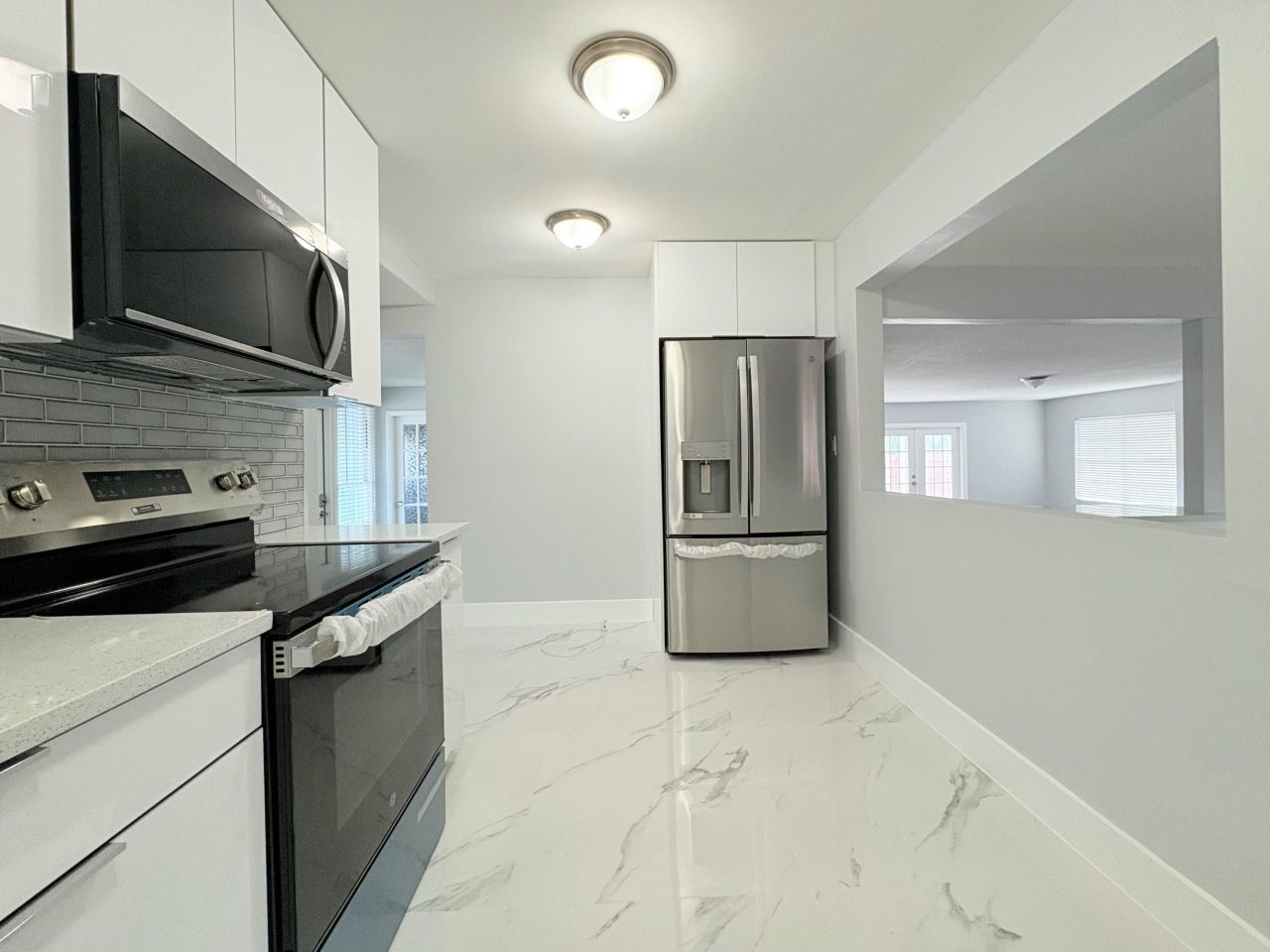 307 4th Street, Lake Park, FL 33403 Photo