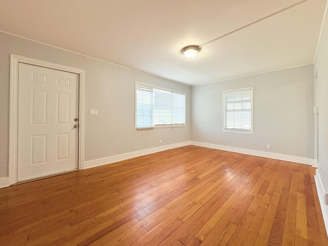 307 4th Street, Lake Park, FL 33403 Photo