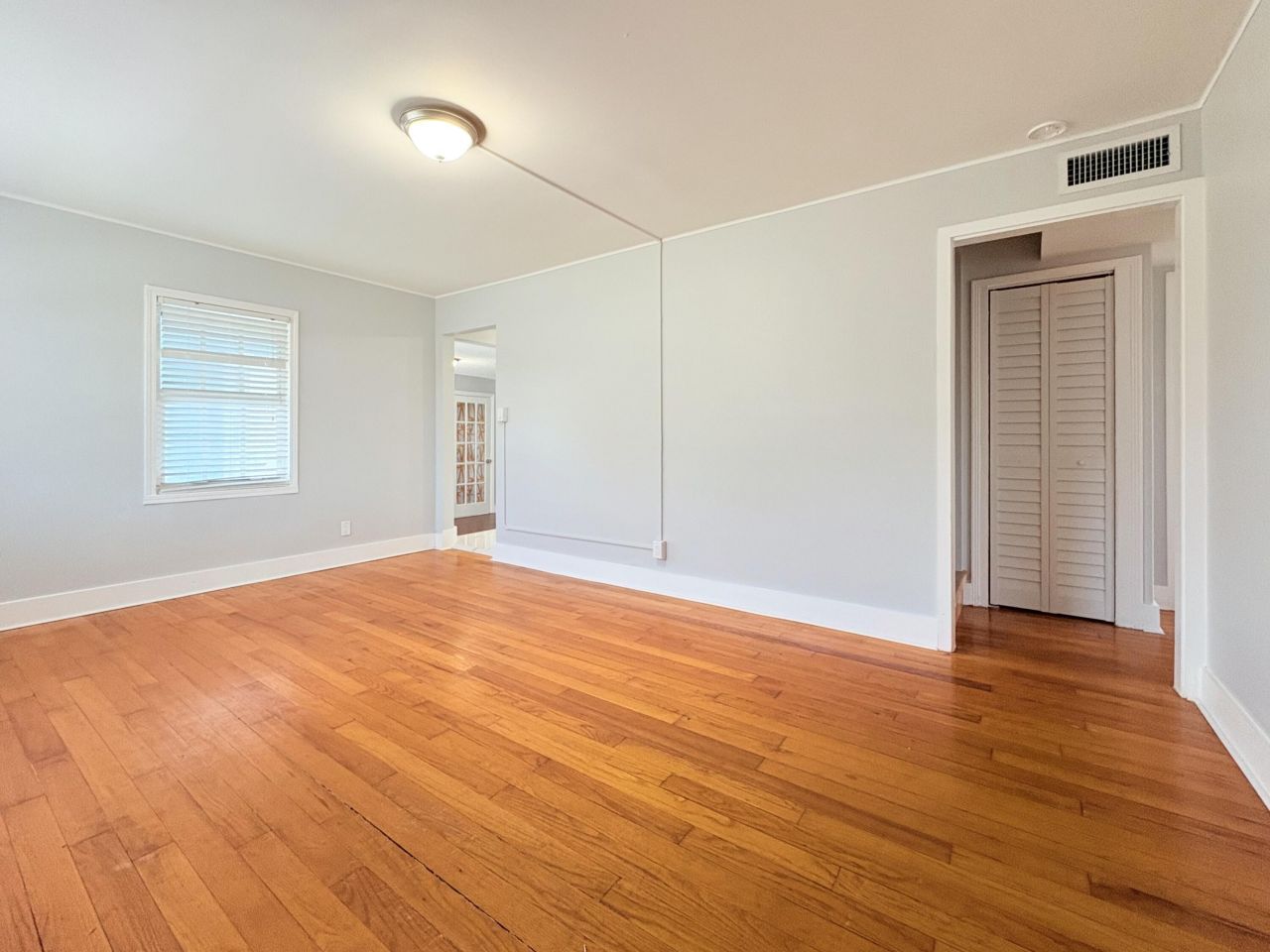 307 4th Street, Lake Park, FL 33403 Photo