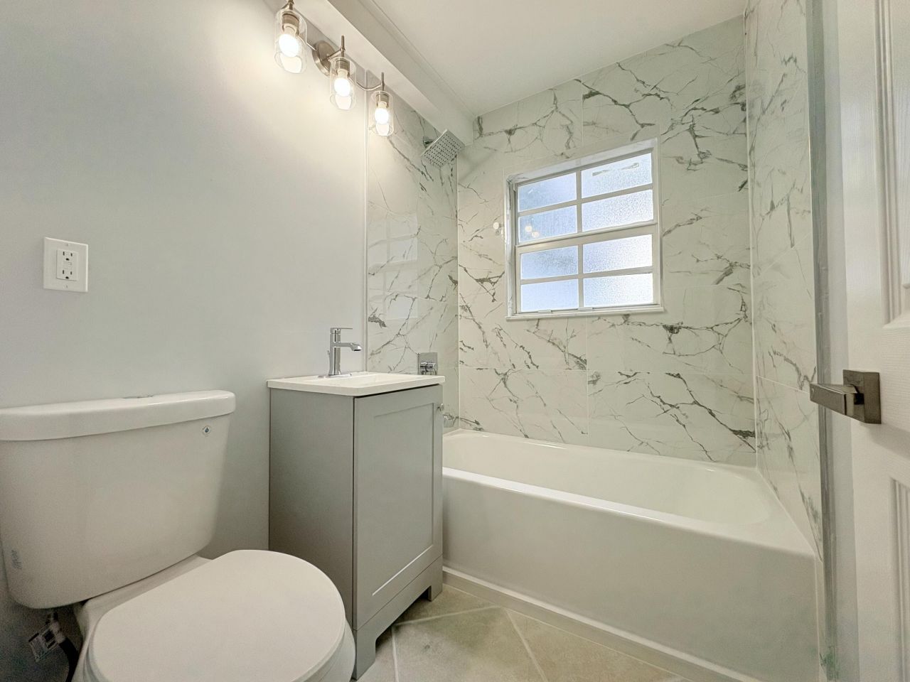 307 4th Street, Lake Park, FL 33403 Photo