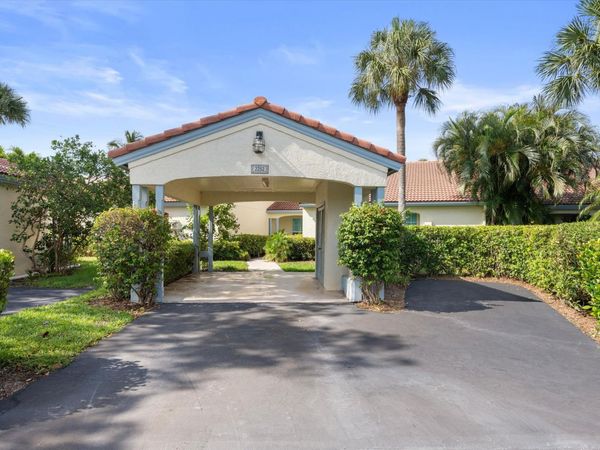 2252 Las Casitas Drive, Wellington, FL 33414