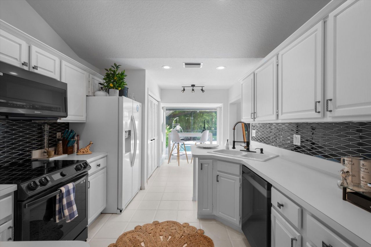 2252 Las Casitas Drive, Wellington, FL 33414 Photo