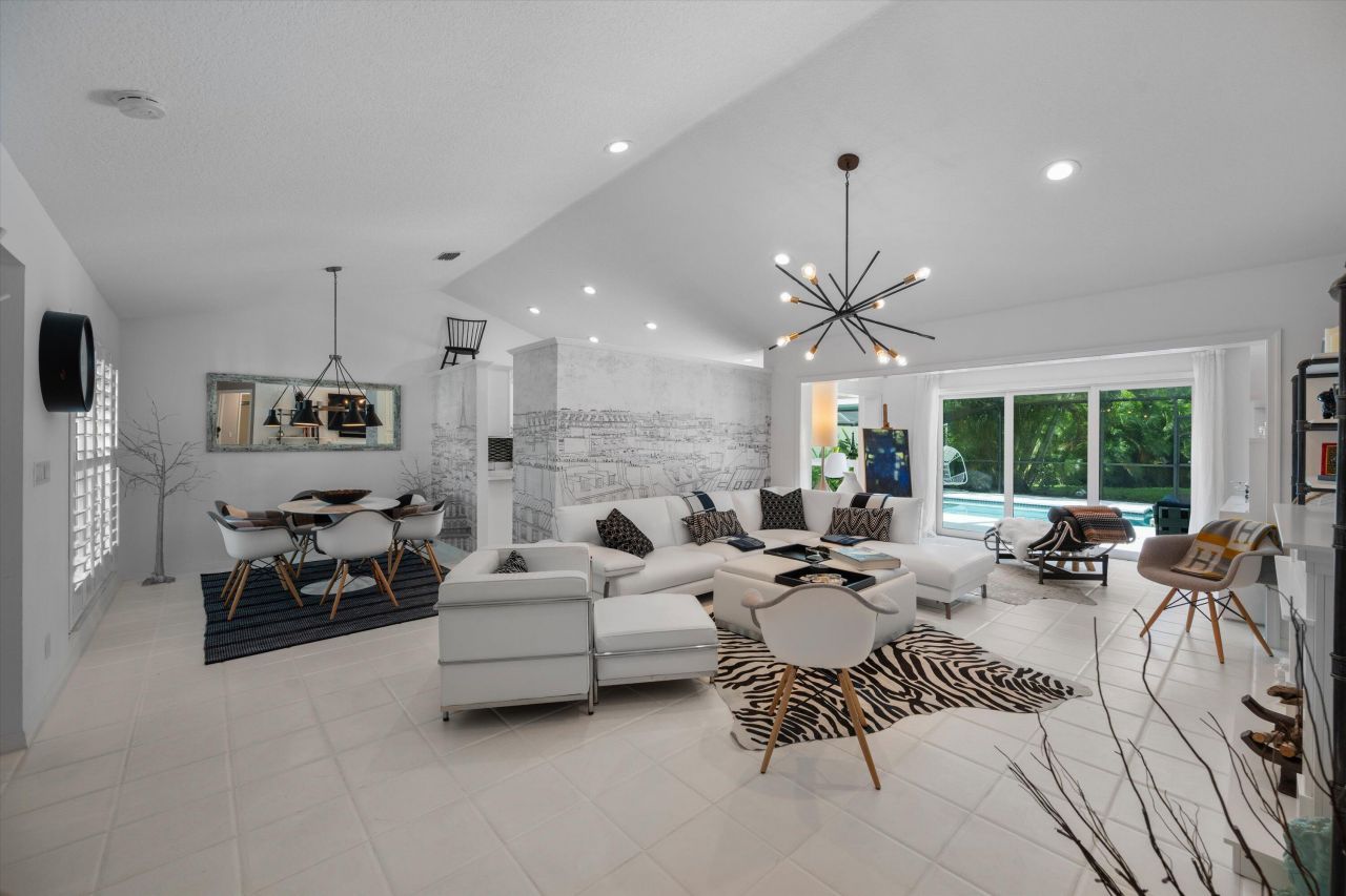 2252 Las Casitas Drive, Wellington, FL 33414 Photo