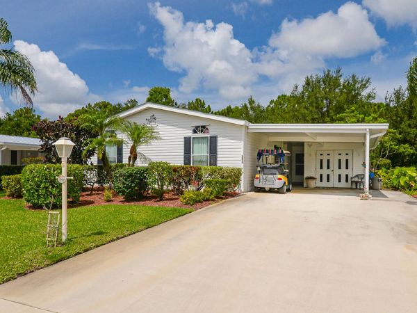 2924 Eagles Nest Way, Port St. Lucie, FL 34952