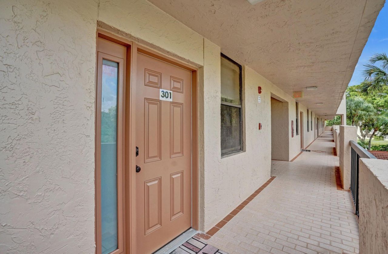 2768 Carambola Circle S, Unit 301, Coconut Creek, FL 33066 Photo