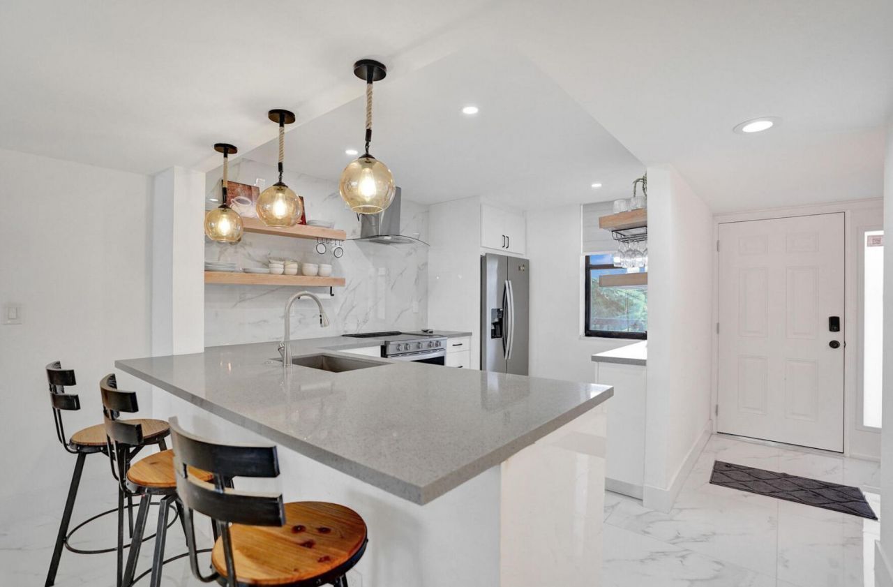 2768 Carambola Circle S, Unit 301, Coconut Creek, FL 33066 Photo