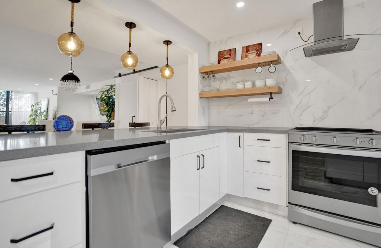 2768 Carambola Circle S, Unit 301, Coconut Creek, FL 33066 Photo