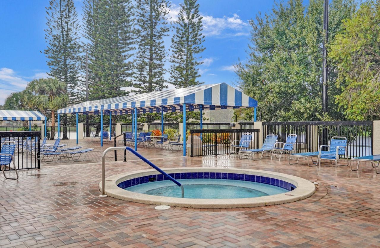 2768 Carambola Circle S, Unit 301, Coconut Creek, FL 33066 Photo