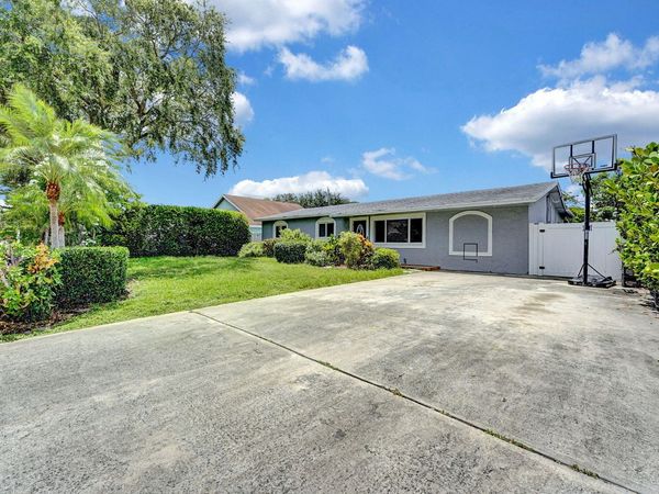 1260 SW 17th Street, Boca Raton, FL 33486