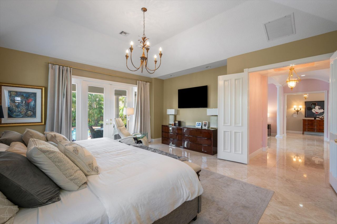 2 Firestone Circle, West Palm Beach, FL 33401 Photo