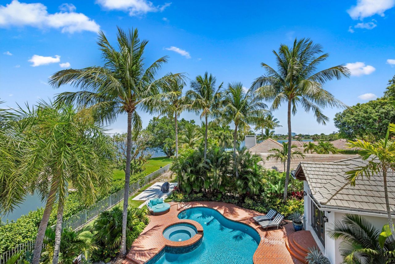 2 Firestone Circle, West Palm Beach, FL 33401 Photo