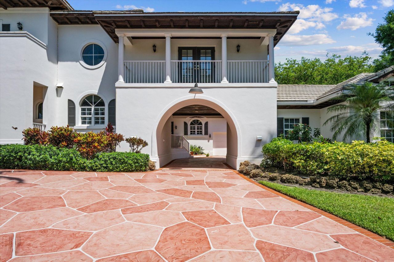 2 Firestone Circle, West Palm Beach, FL 33401 Photo