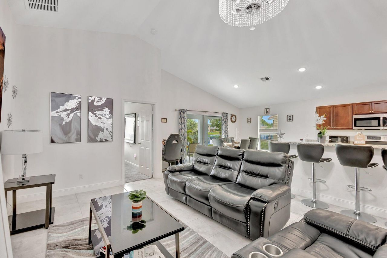 9709 Starboard Drive, Fort Pierce, FL 34945 Photo