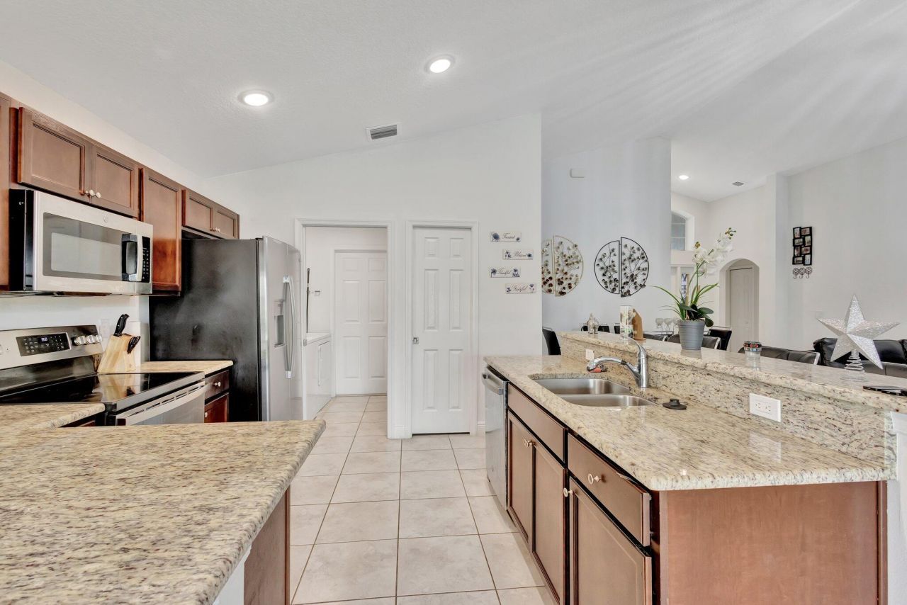 9709 Starboard Drive, Fort Pierce, FL 34945 Photo