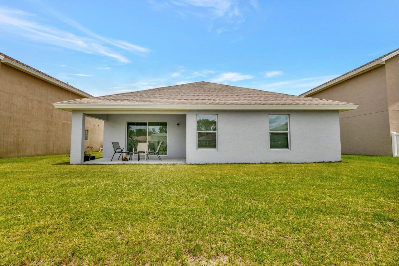 9709 Starboard Drive, Fort Pierce, FL 34945 Photo