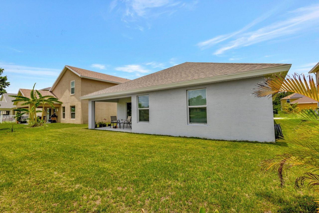 9709 Starboard Drive, Fort Pierce, FL 34945 Photo