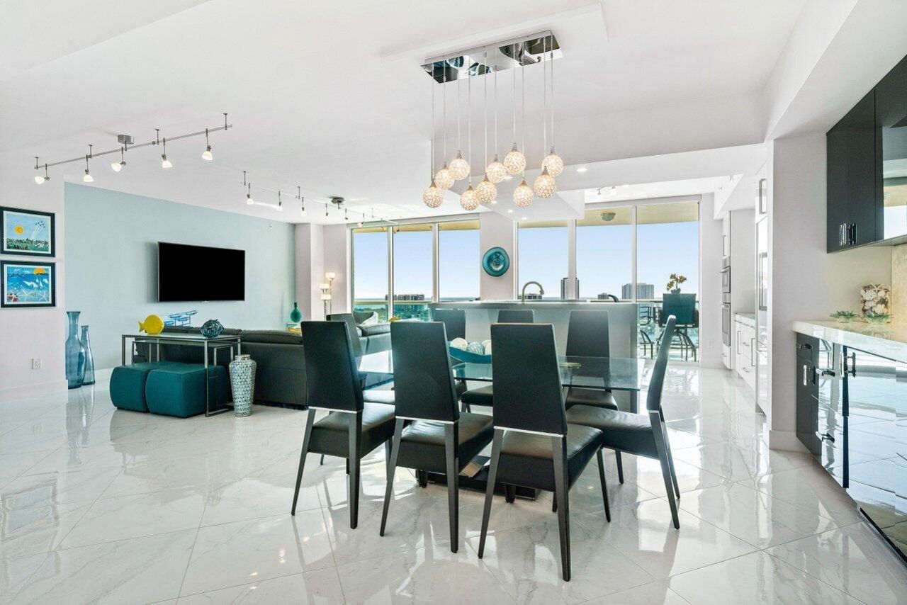 2640 Lake Shore Drive, Unit 2307, Riviera Beach, FL 33404 Photo