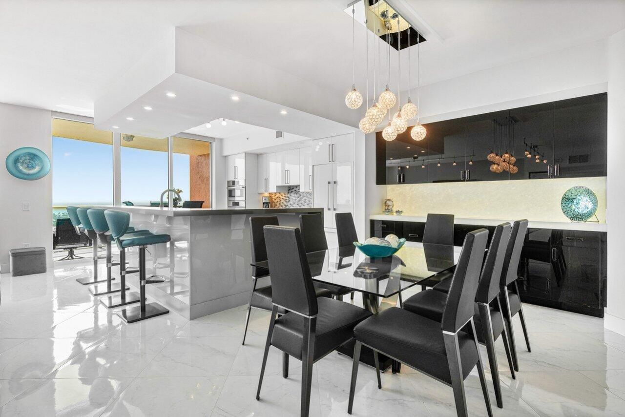 2640 Lake Shore Drive, Unit 2307, Riviera Beach, FL 33404 Photo