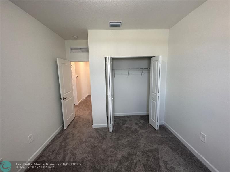 2437 NW 131st Circle, Miami, FL 33167 Photo