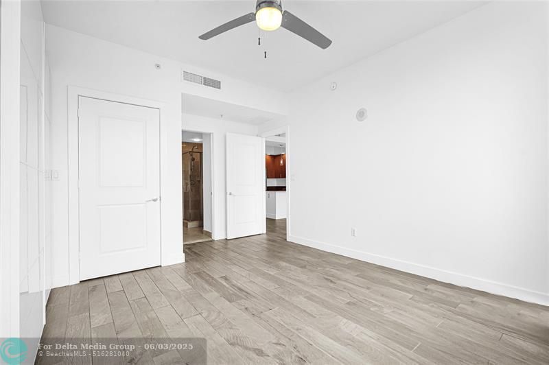 315 NE 3rd Avenue, Unit 805, Fort Lauderdale, FL 33301 Photo